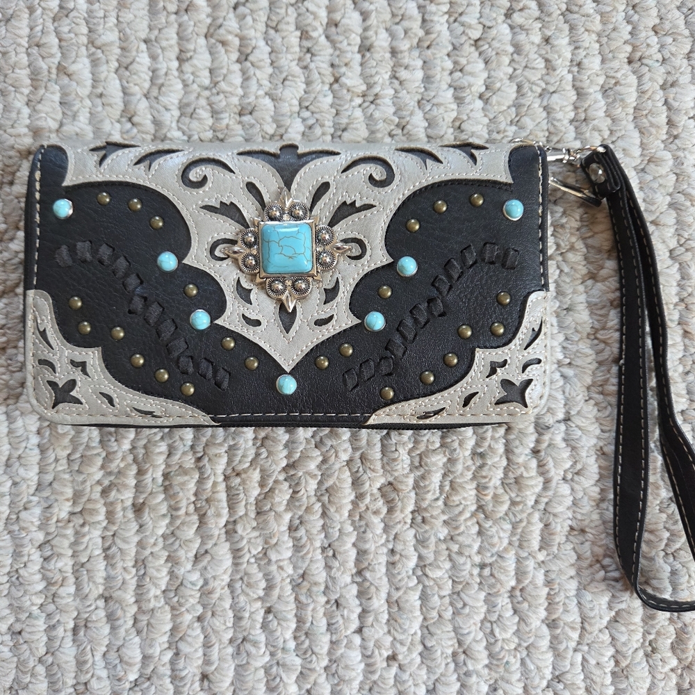 Elegant Black and Cream Women's Wallet